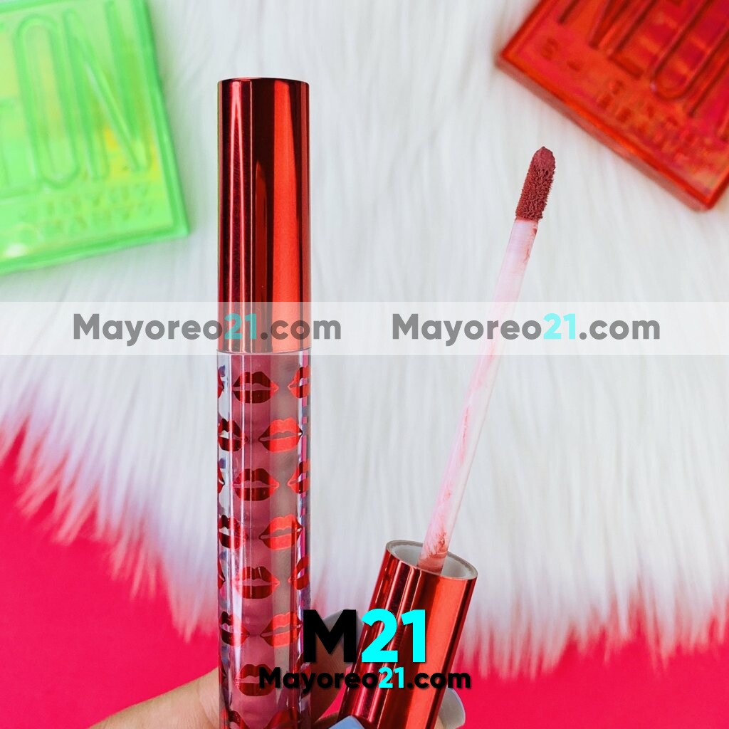Labial Tono 04 Lip Gloss Edicion Red Kylie Kylie Fabricantes por mayoreo M3513
