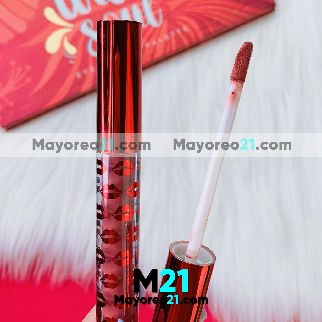 Labial Tono 12 Lip Gloss Edicion Red Kylie Kylie Fabricantes por mayoreo M3521