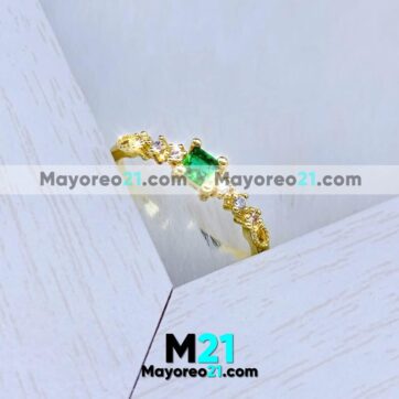 Anillo Elegante con Mini Diamante Verde Dorado Acero Inoxidable Fabricante Mayorista A3386