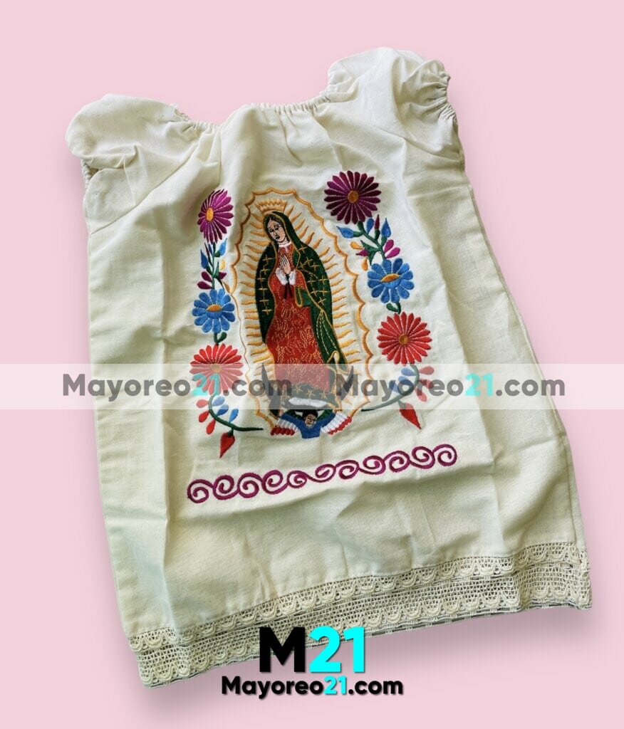 RE-00006- Vestido Beige Virgen Bordada Artesanal  para Infantil